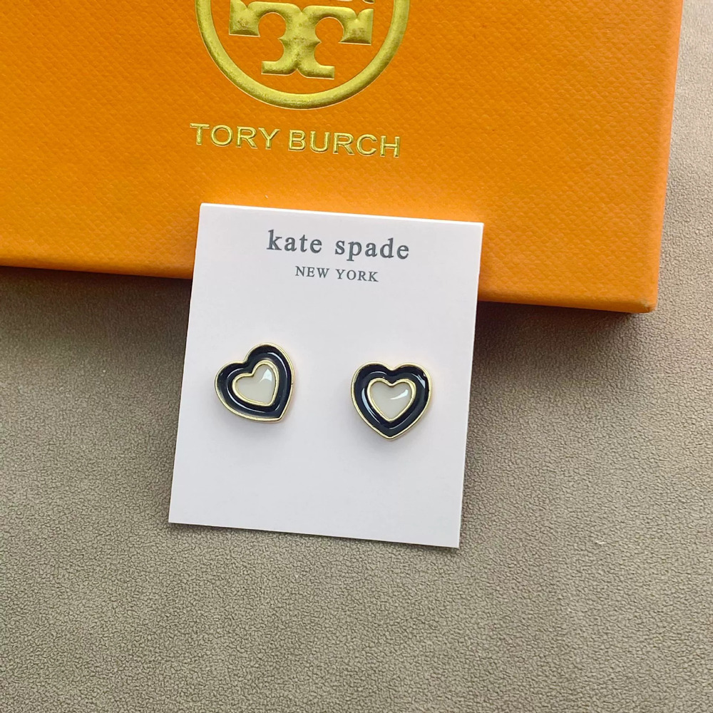Tory Burch Enamel Inlay Contrast Color Heart Metal